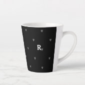 Doodle Hearts Pattern Black Red Monogram Initiaal Latte Mok (Rechts)