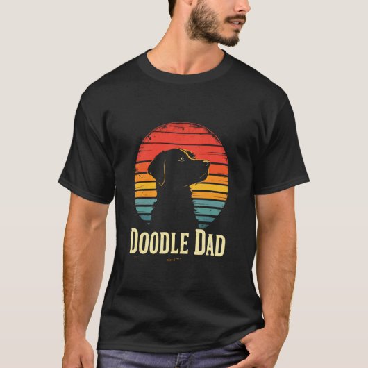 DOODLE PAPA Antieke Hond T-shirt (Voorkant)