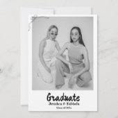 Doodle Style Hand getrokken Afstuderen Uitnodiging (Achterkant)