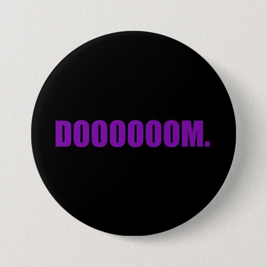 DOOOOOM. Button in Paars (Voorkant)