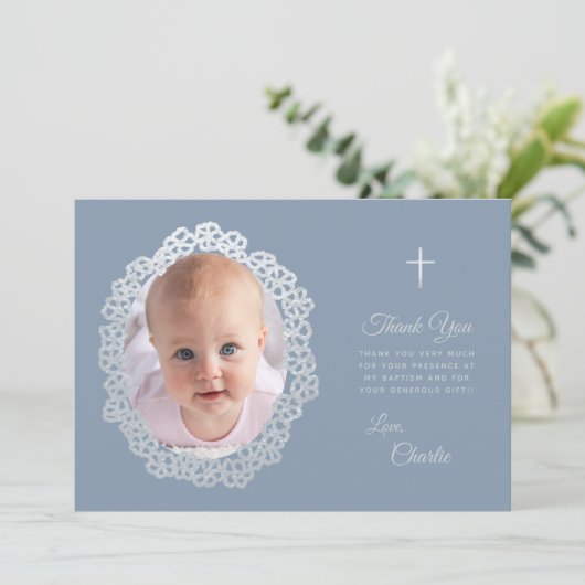 Doop Stoffig Blauw Foto Bloemenkrans Faux Zilver Bedankkaart (Staand voorkant)