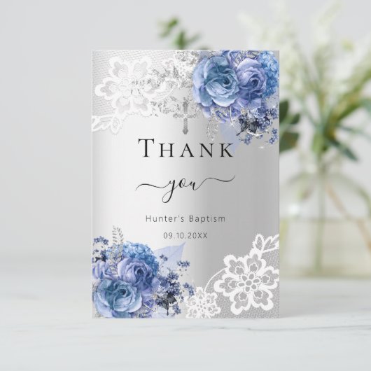 Doop Zilver Blauw Bloemen Kant Jongen Dank u kaart (Staand voorkant)