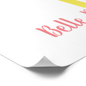 Doopsel Meisje Roze en Rode Bloemen Op Kruisbeeld Poster (Hoek)