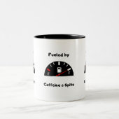 Door cafeïne en ondanks tweekleurige koffiemok (Center)