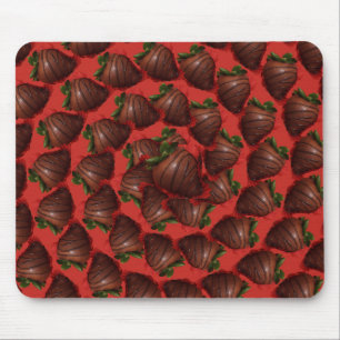 Door chocolade gedekte aardbeien muismat