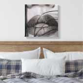 Door Dauwdruppels Getroffen Canvas Afdruk (Insitu (Slaapkamer))