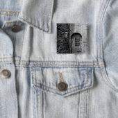 Door de gevangenis van Newgate Vierkante Button 5,1 Cm (In situ)