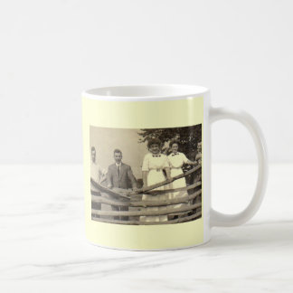 Door de Mok van het hek