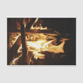 Door de vlammen tissuepapier