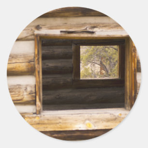 Door en door het raam ronde sticker