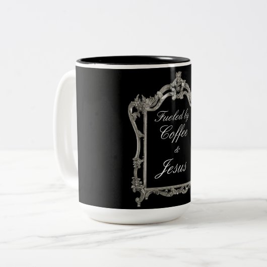 Door koffie en Jezus gevoed Tweekleurige Koffiemok (Voorkant links)