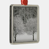 Door sneeuw bedekt landschap metalen ornament (Rechts)