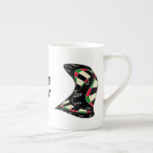 Doorbraak naar de Bullseye – Ultimate Dartboard Porselein Kop (Rechts)