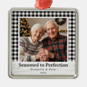 Doorgewinterd naar perfectie – Grootouders Foto Metalen Ornament (Voorkant)