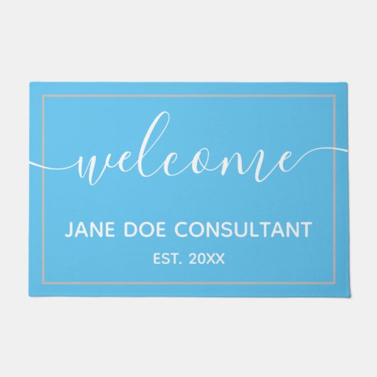 Doormat - Persoonlijk welkom in Sky Blue + White Deurmat (Voorkant)
