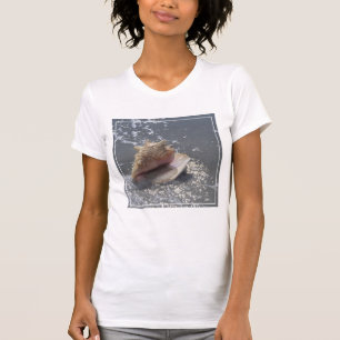 Doorzoeken op strand   Sanibel Island, Florida T-shirt