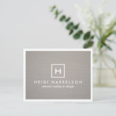 DOOS LOGO met UW INITIAAL/MONOGRAM op GRAY LINEN Briefkaart (Staand voorkant)