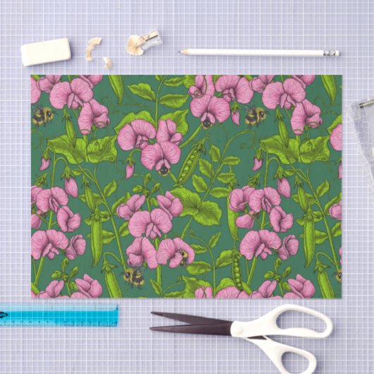 Doperwten en hommels, groen en roze tissuepapier (Craft)