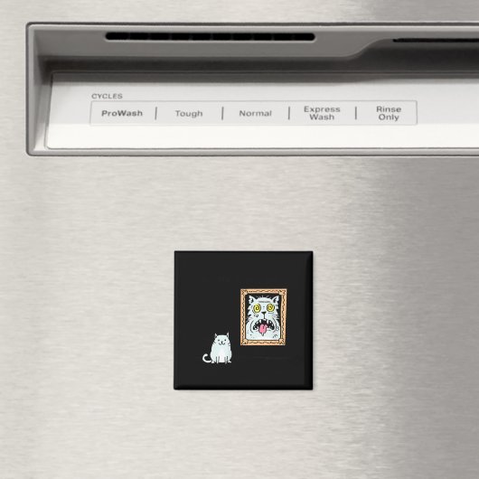 Dorian Gray's Cat Teeshirt From Skunkbear  Magneet (Insitu (Vaatwasser))