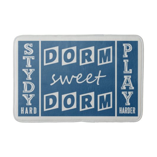 "Dorm Sweet Dorm" badmat (Voorkant)