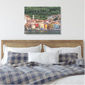 Dorp aan het Gardameer uitzicht canvas print (Insitu (Slaapkamer))
