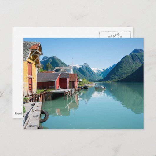 Dorp van Fjærland en een fjord in het briefkaart N (Voorkant / Achterkant)