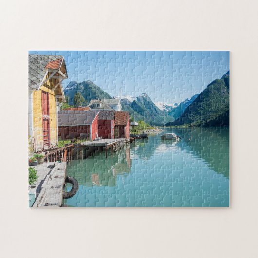 Dorp van Fjærland en een fjord in Noorwegen Legpuzzel (Horizontaal)