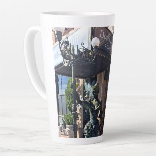 Doryman's Inn, Newport Beach, Californië Latte Mok (Linkerhoek)