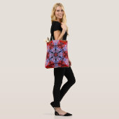 Dot Mandala Bloem Blauw Rood en Roze Tote Bag (Op model)