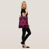 Dot Mandala Bloemroze en Paars Tote Bag (Op model)
