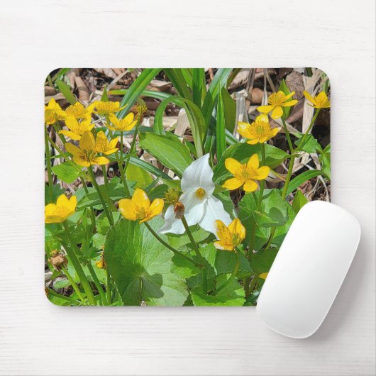 Dotterbloemen met een Trillium Muismat (Met muis)