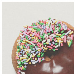 Dotty Donuts op wit, stof op de tuin
