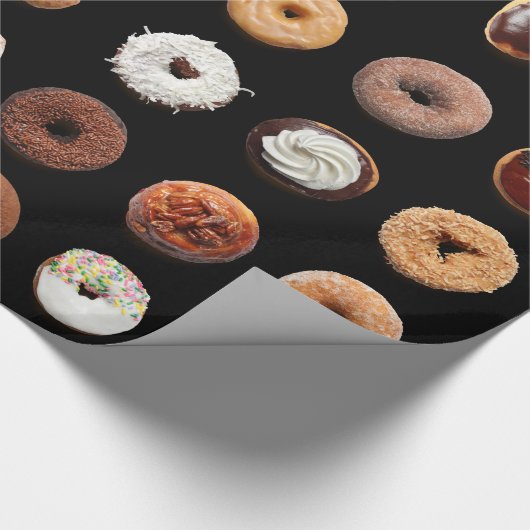 Dotty Donuts wrapping paper (zwart) Cadeaupapier (Hoek)