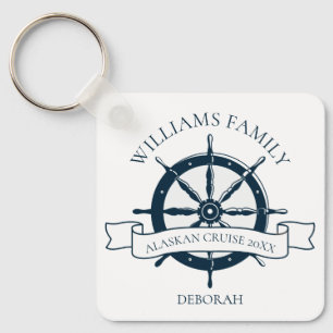Douane Familie Cruise Ship Nautical Wheel Monogram Sleutelhanger
