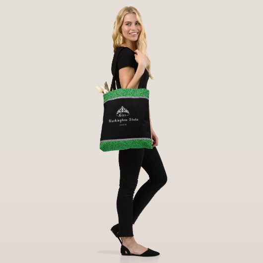 Douane Kroon Aangepaste Titel Tote Bag (Op model)