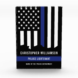 Douane-politieagent met blauwe lijnvlag fotoblokken