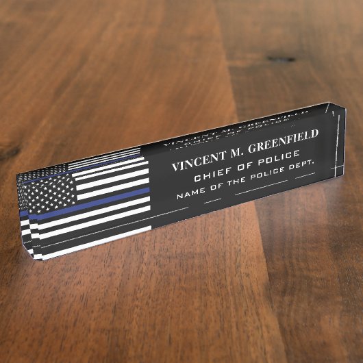 Douane-politieagent voor politie met blauwe lijn naambordje (Zijkant)