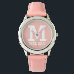 Douanenaam en Monogrammed Vette Typografie Roze Horloge<br><div class="desc">Aangepaste naam en monogram Vette Typografie Roze horloge.</div>