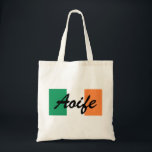 Douanenaam Ierse Vlag btcnt Tote Bag<br><div class="desc">Custom Name Irish Flag Canvas tas Design © Trinkets and Measures 2017 - AHP Design. Alle rechten voorbehouden. 030417</div>