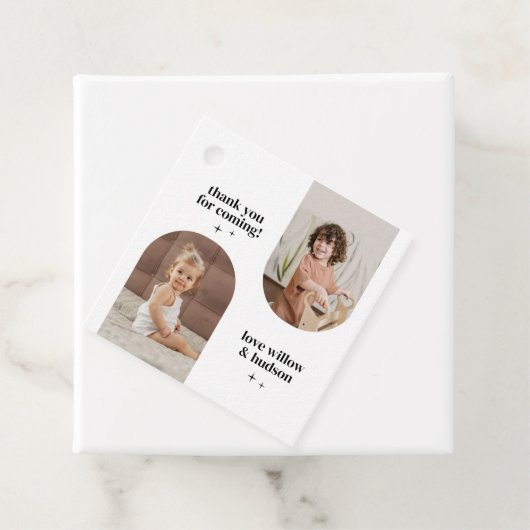 Double Arch Photo Joint Verjaardag Papier Bedankjes Labels (In situ)