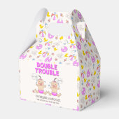 Double Trouble Twin Meisjes Baby shower Bedankdoosjes (Voorkant Zijde)