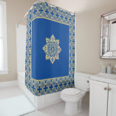 Douchegordijn blauw en goud medaillon (In situ)