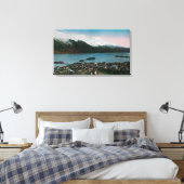 Douglas, Alaska Town ViewDouglas, AK Canvas Afdruk (Insitu (Slaapkamer))