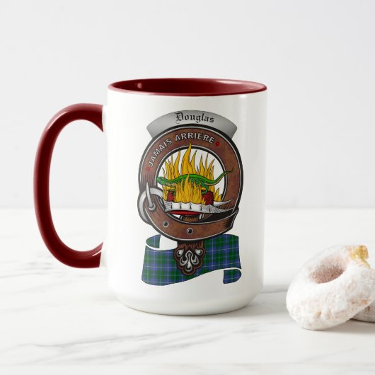 Douglas Clan Badge Combo 15oz Mok (Met donut)
