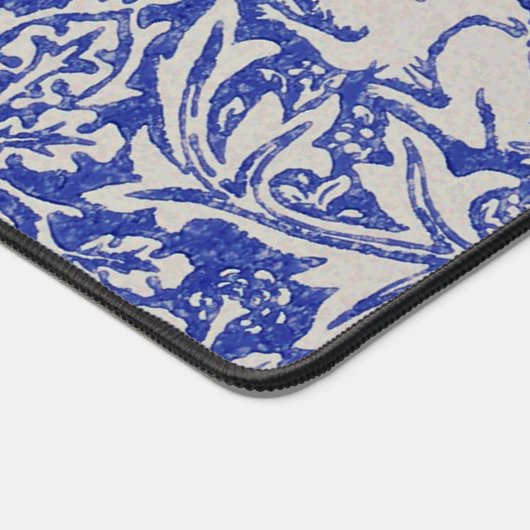 Dove and Rabbit, William Morris Bureaumat (Hoek)