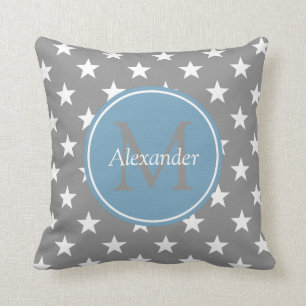 Dove Gray en Carolina Blue Stars Monogram Kussen