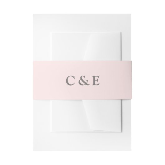Dove Grey Monogram Initiaal op Blush Roze Uitnodigingen Wikkel (Voorkant Voorbeeld)