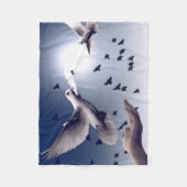 Dove Hand Trust Fleece Deken (Voorkant)