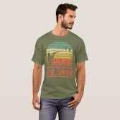 Dove Hunt Funny Retro Hunting T-shirt (Voorkant volledig)