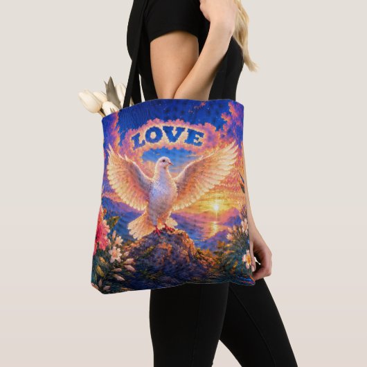 Dove | Love Above All Tote Bag (Dichtbij)